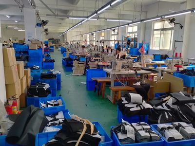 外貿(mào)一季度風(fēng)云 服裝服飾零售業(yè)的分岔路口