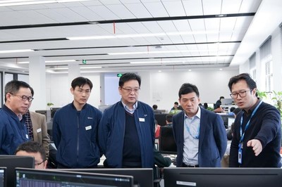 華人運通與上海汽檢簽署戰略合作協議，共筑智能汽車技術服務新標桿